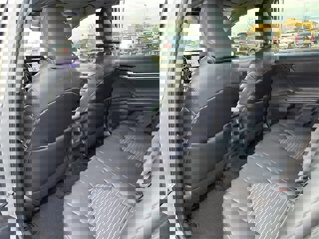 Used 2024 Toyota Camry SE image 21