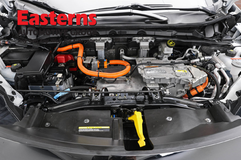 Used 2024 Nissan Ariya AWD image 8