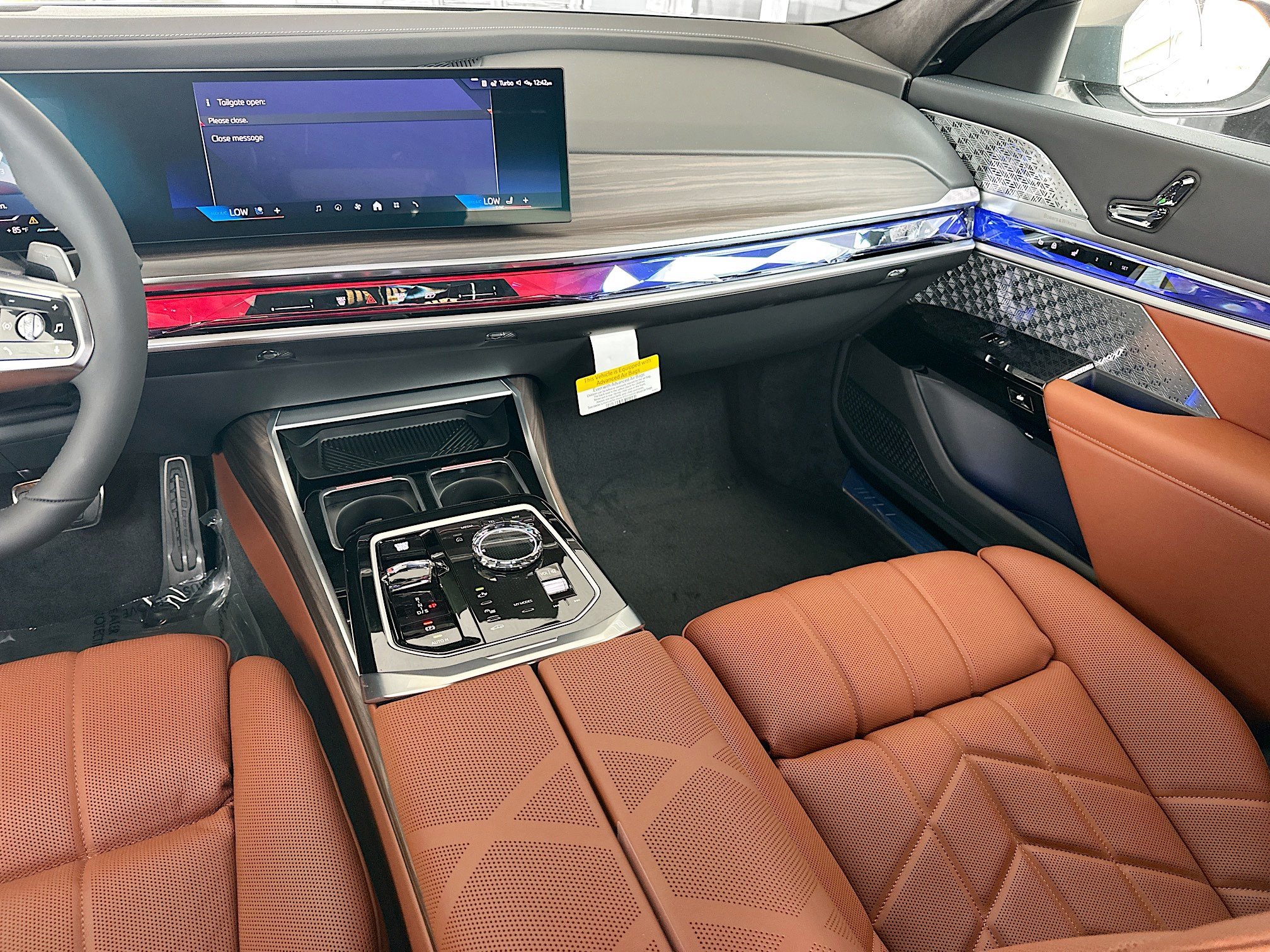 New 2026 BMW 760i xDrive w/ Executive Package AWD/4WD image 18