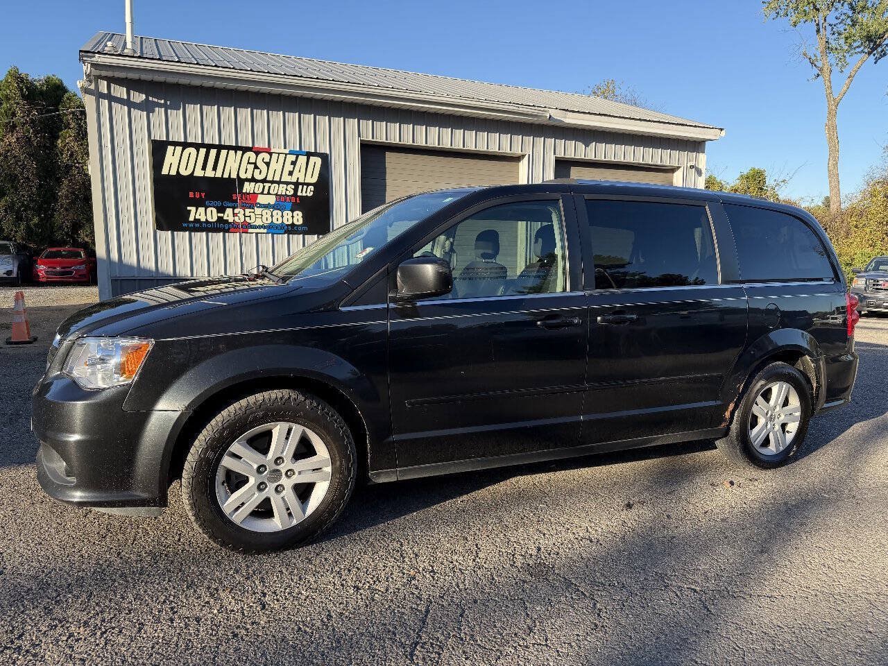 Used 2012 Dodge Grand Caravan Crew w/ Crew Value Pkg FWD image 1
