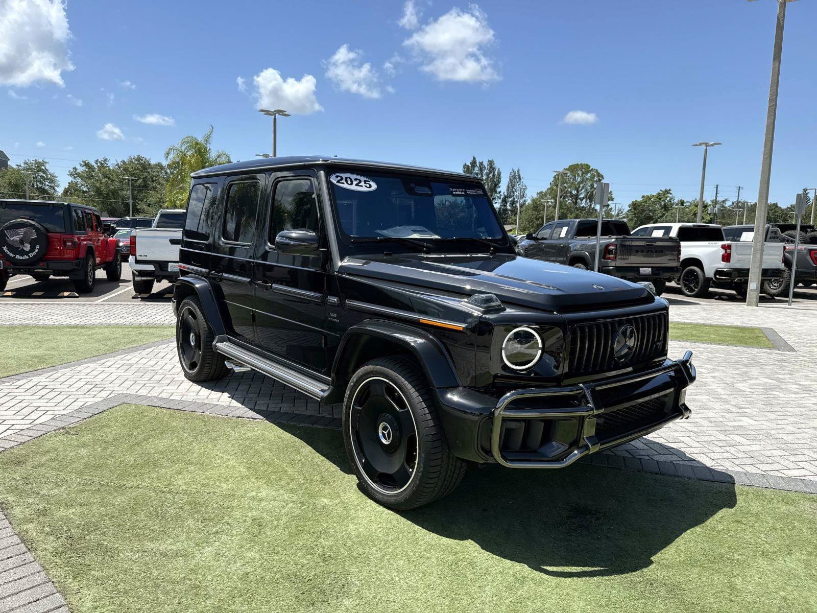 Certified 2025 Mercedes-Benz G 63 AMG 4MATIC w/ AMG Performance Package image 7