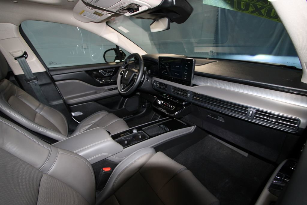 Used 2024 Lincoln Corsair Grand Touring w/ Equipment Group 302A image 26