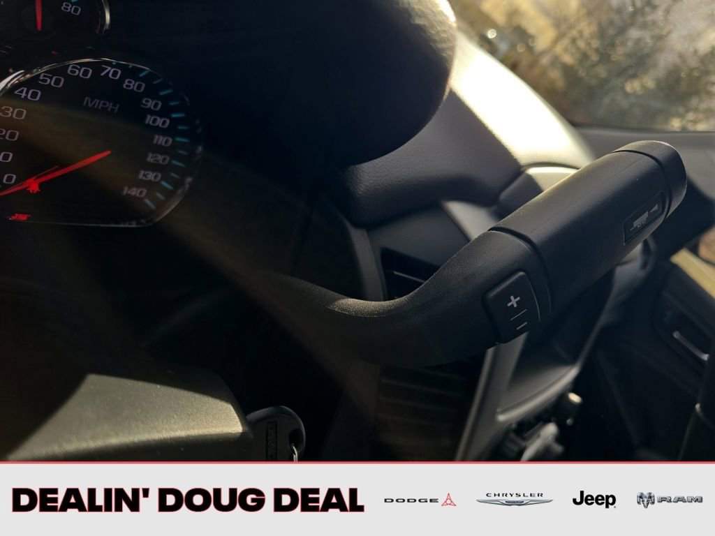 Used 2020 GMC Yukon XL SLE w/ Enhanced Driver Alert Package image 23