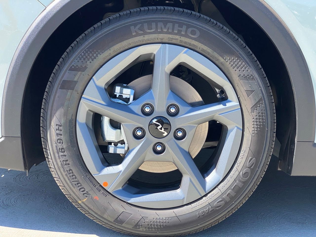 New 2026 Kia K4 LXS image 10