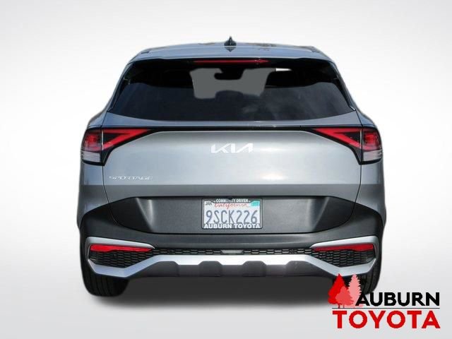 Used 2023 Kia Sportage LX image 5