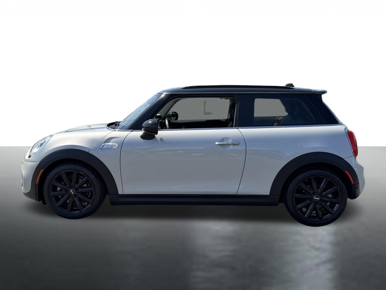 Used 2017 MINI Cooper S FWD image 5