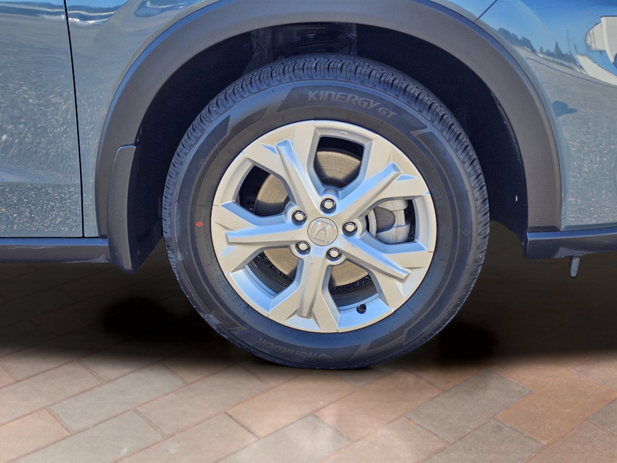 Certified 2023 Honda HR-V LX image 6