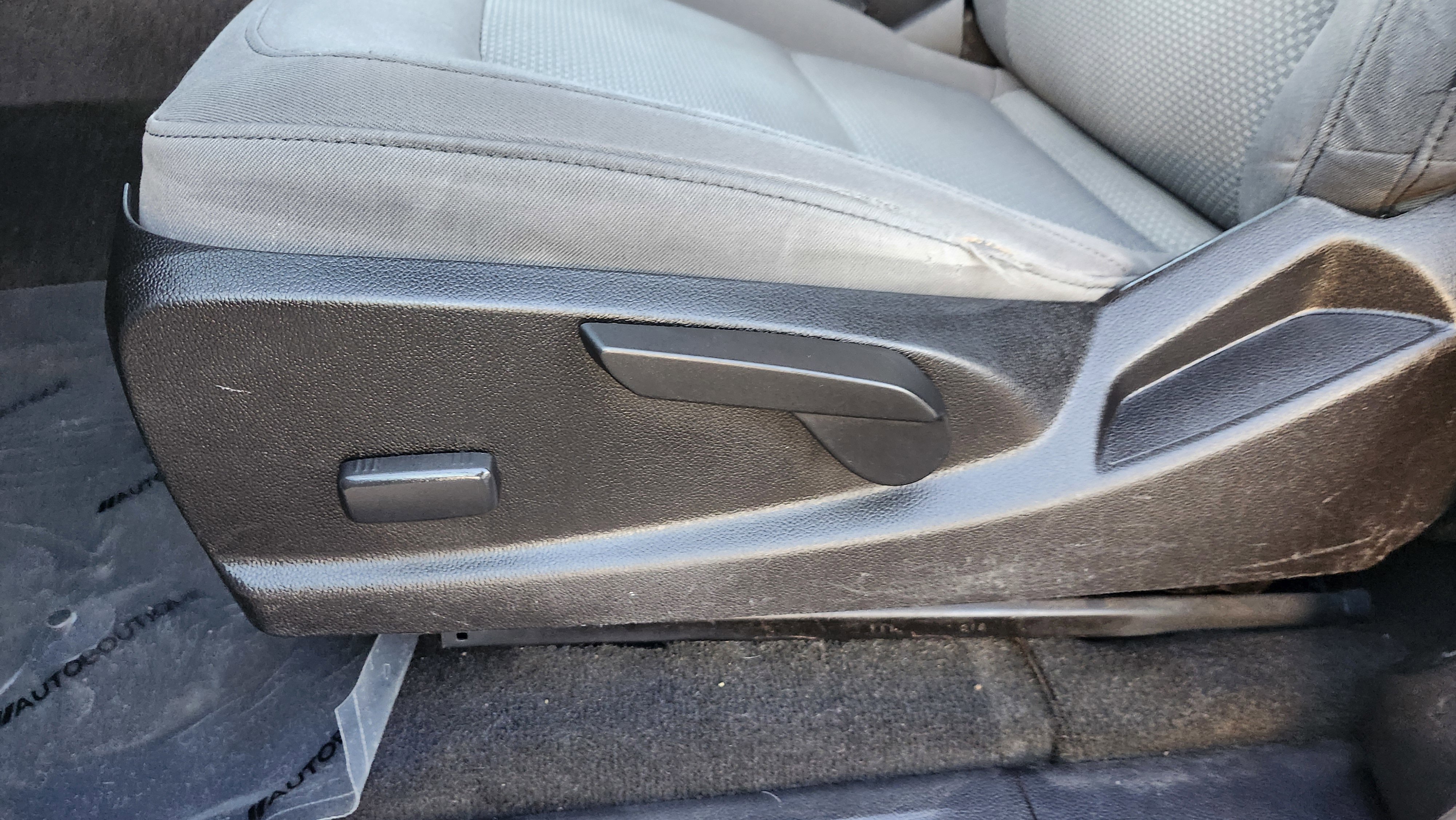 Used 2016 Chevrolet Colorado W/T image 21