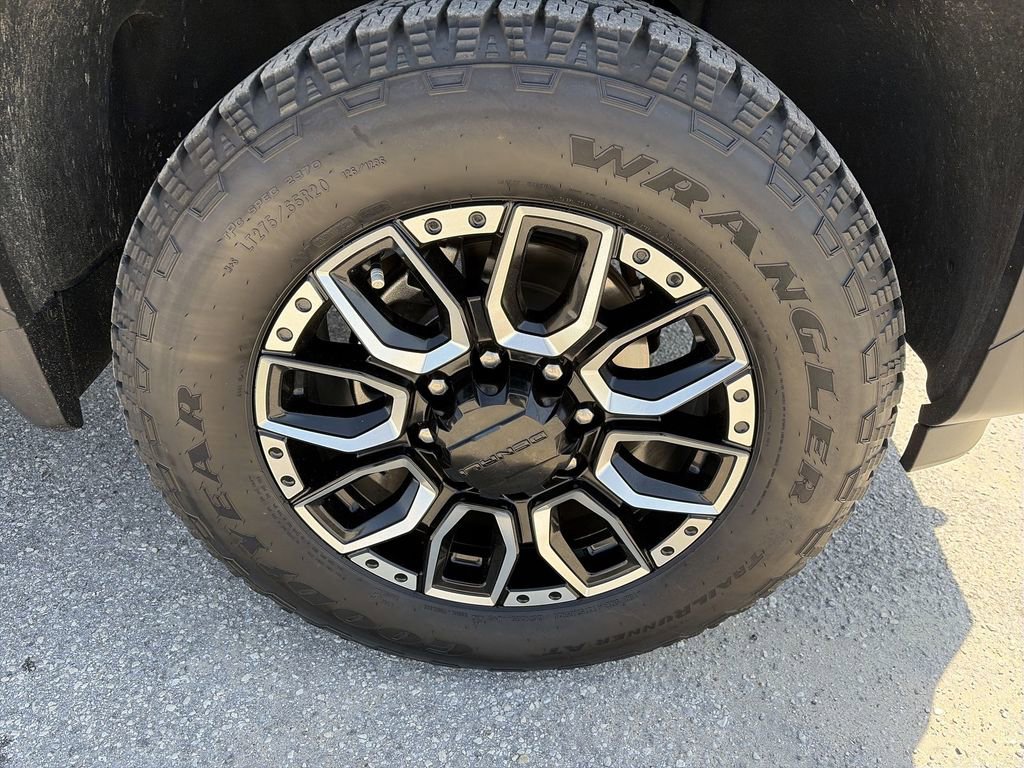 Certified 2024 GMC Sierra 3500 Denali Ultimate AWD/4WD image 41