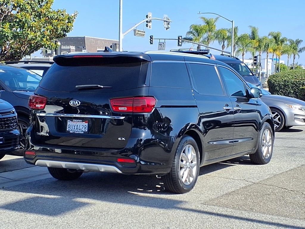 Used 2021 Kia Sedona EX w/ EX Premium Package FWD image 3