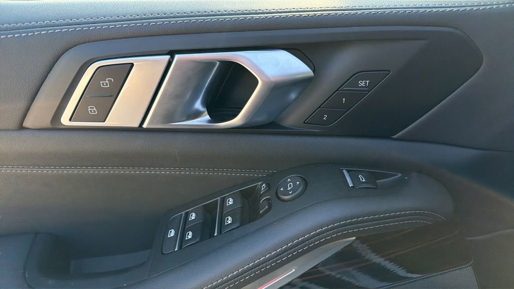 Certified 2026 BMW X5 sDrive40i image 8