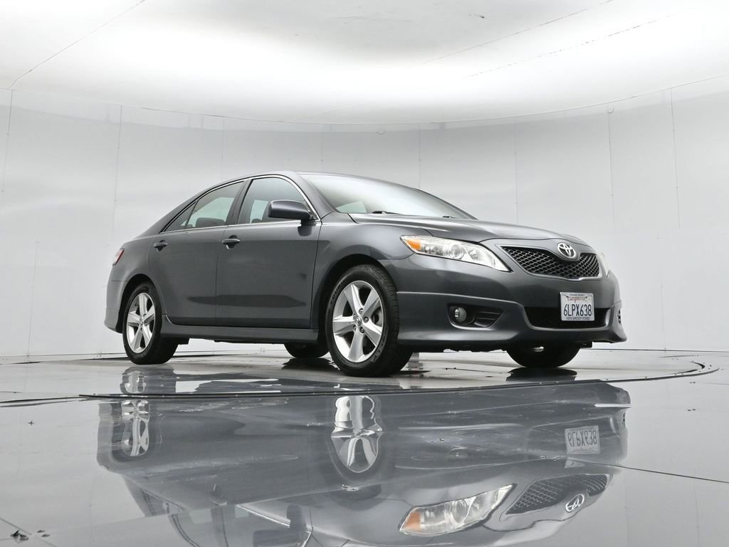 Used 2010 Toyota Camry SE image 45