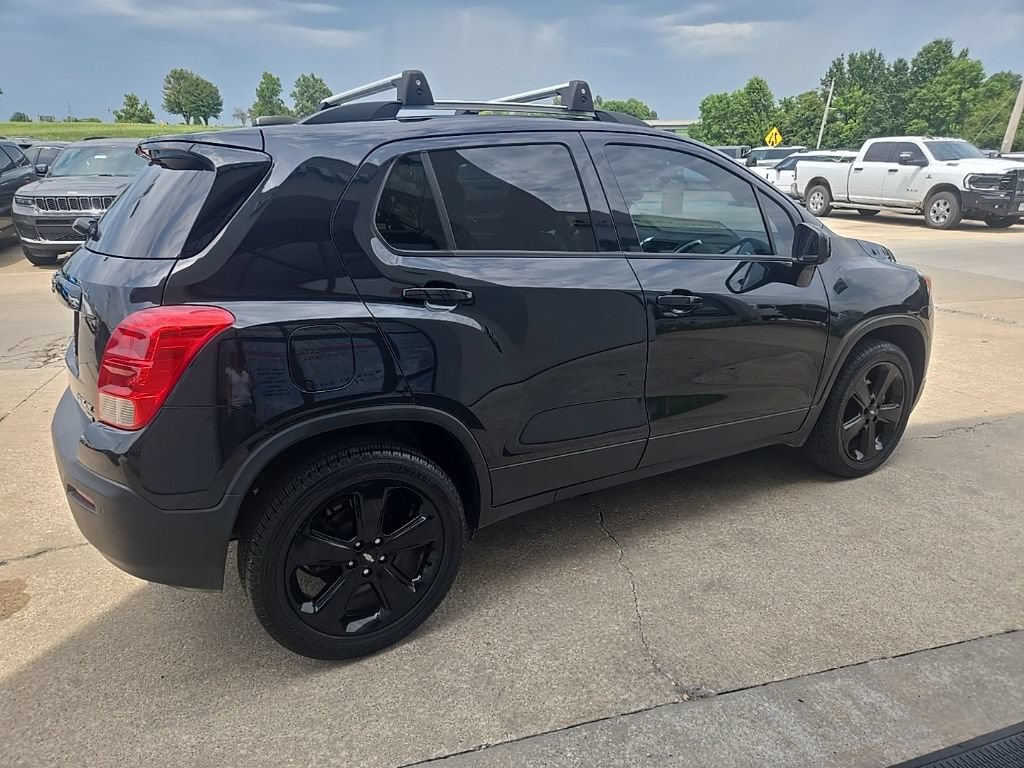 Used 2016 Chevrolet Trax LTZ w/ Midnight Edition AWD/4WD image 12