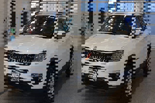 Used 2021 Jeep Compass Latitude w/ Convenience Group image 9