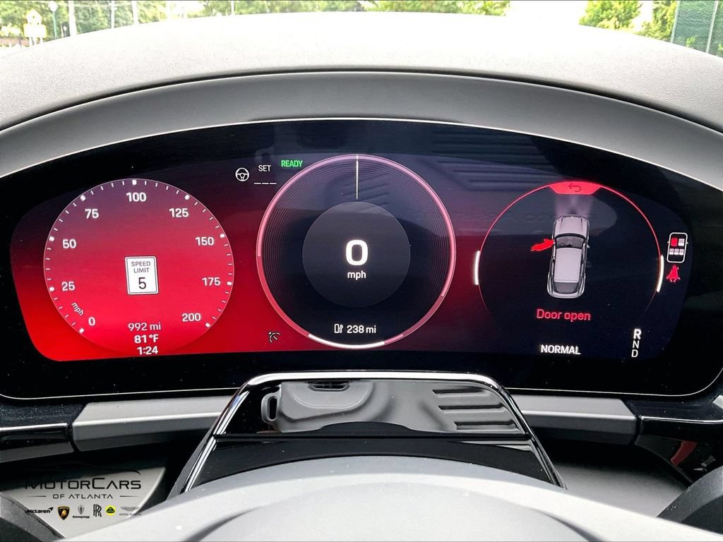 Used 2026 Porsche Macan Electric RWD image 16
