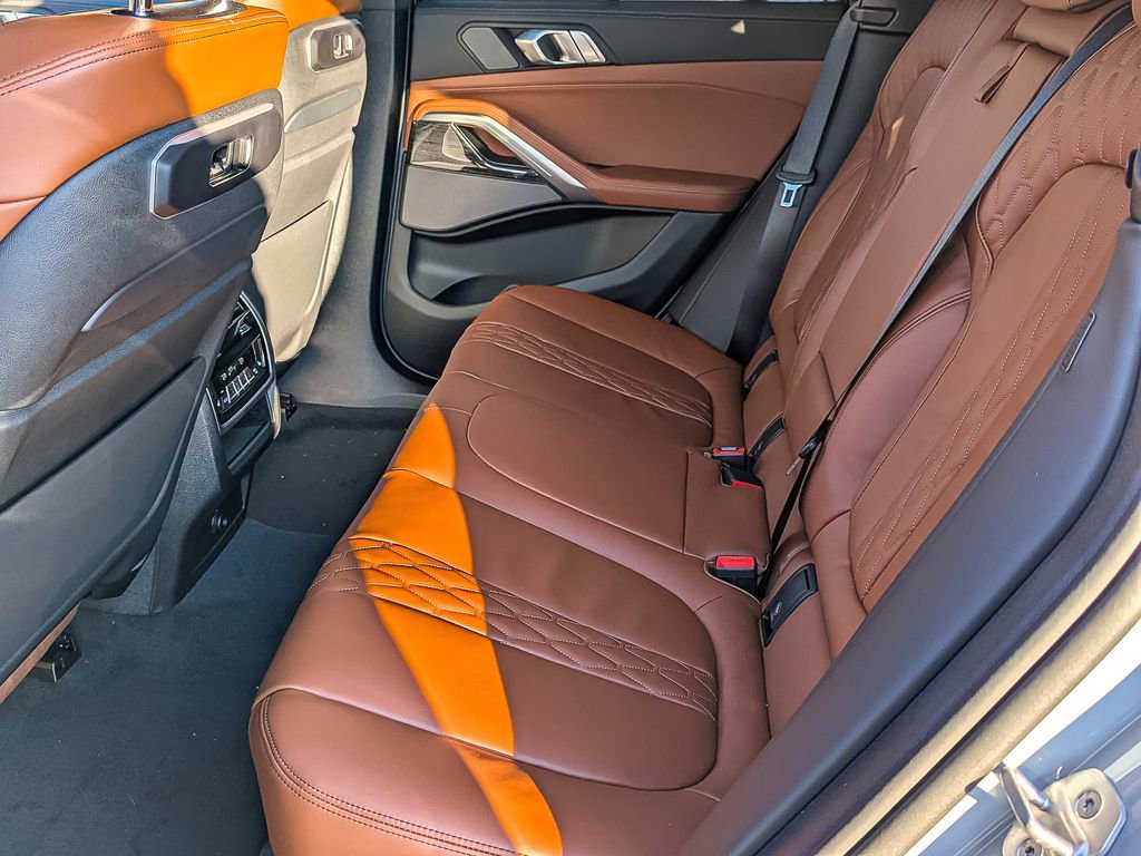 New 2026 BMW X6 xDrive40i image 36