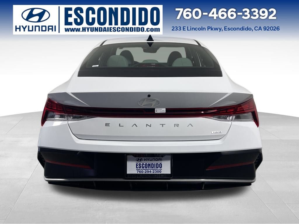 New 2025 Hyundai Elantra Limited image 4