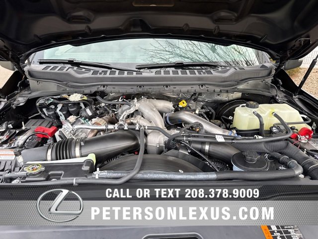 Used 2025 Ford F250 Lariat w/ FX4 Off-Road Package image 9