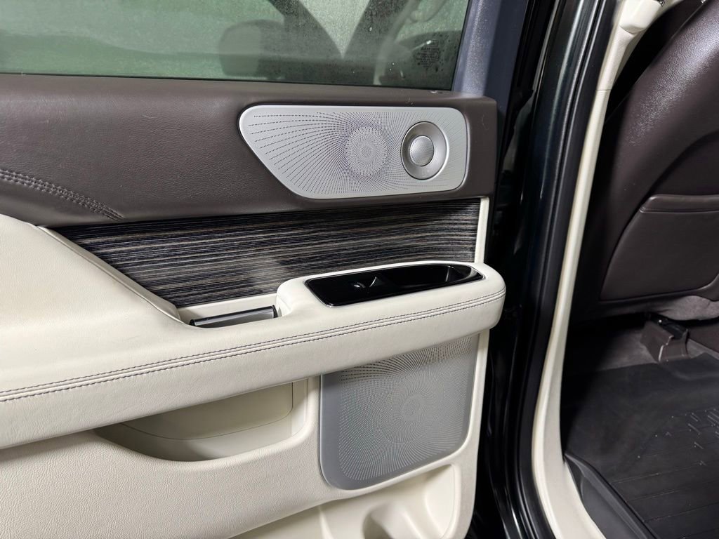 Certified 2023 Lincoln Navigator Black Label image 47