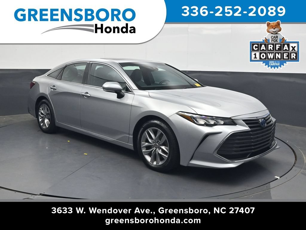 Used 2022 Toyota Avalon XLE w/ Moonroof Package FWD 360° Tour