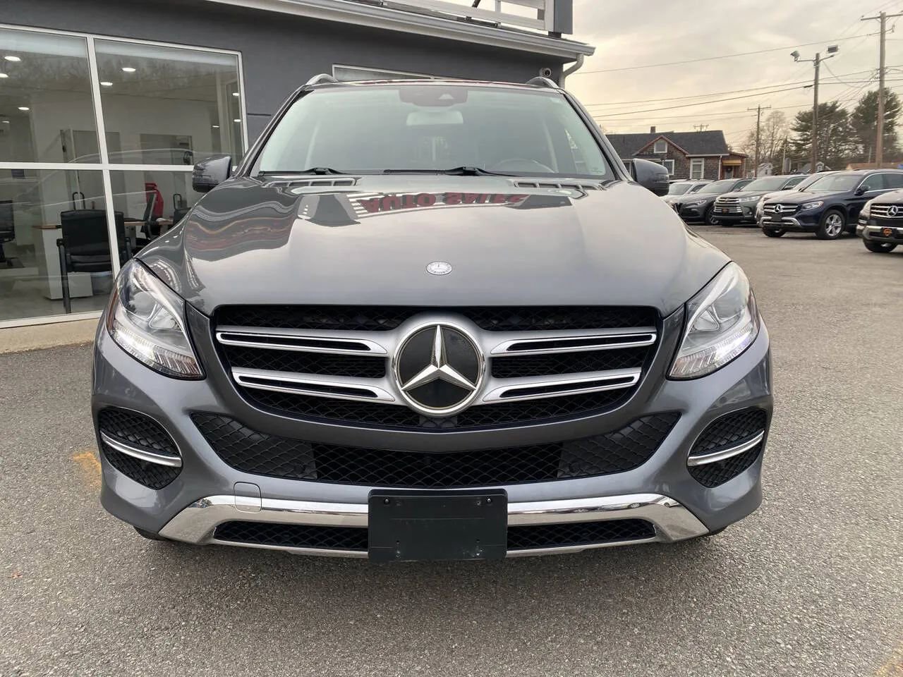 Used 2017 Mercedes-Benz GLE 350 4MATIC image 2