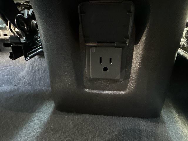 Used 2024 Chevrolet Equinox LT image 18