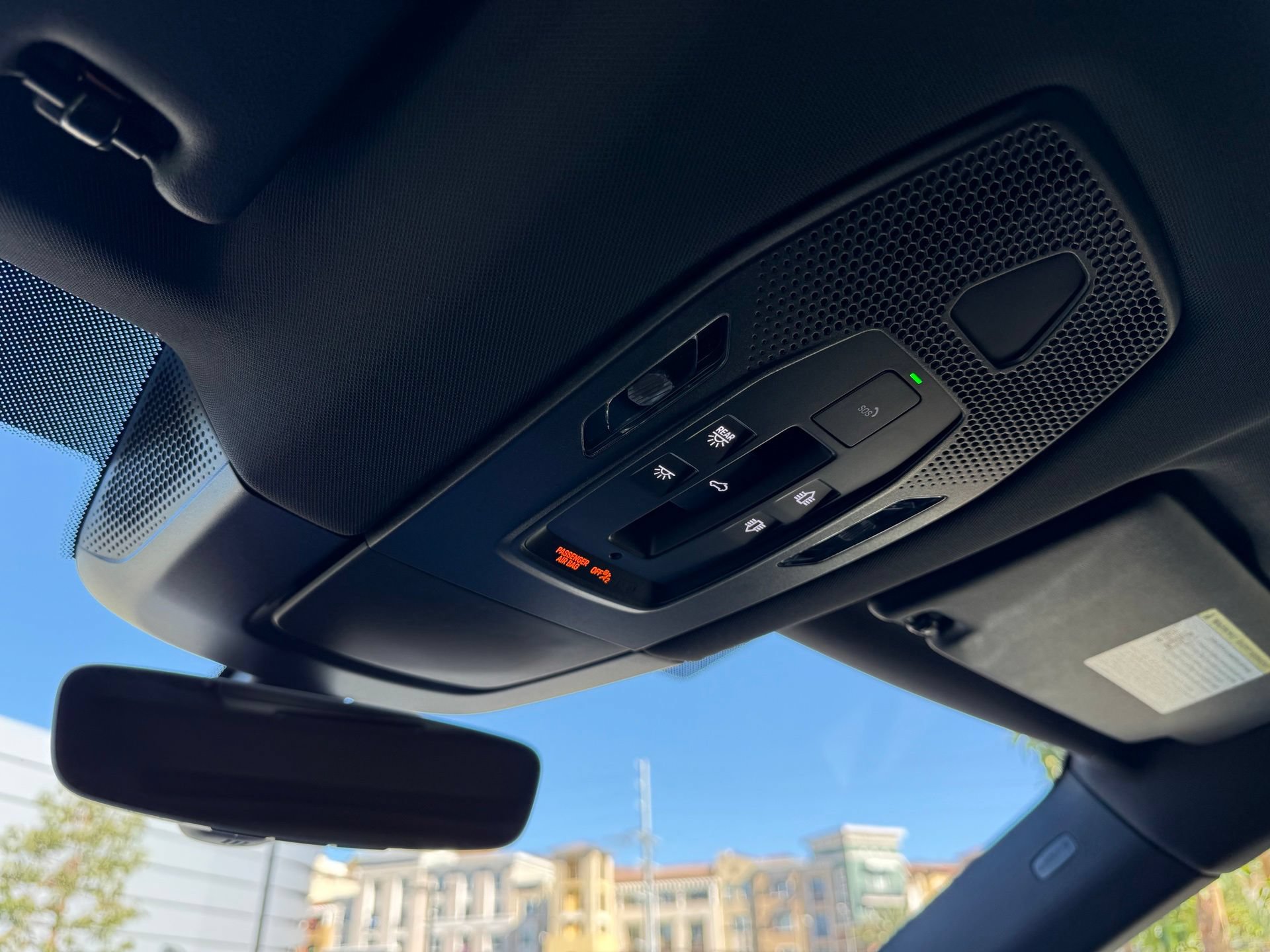 Used 2026 Porsche Macan Electric RWD image 17