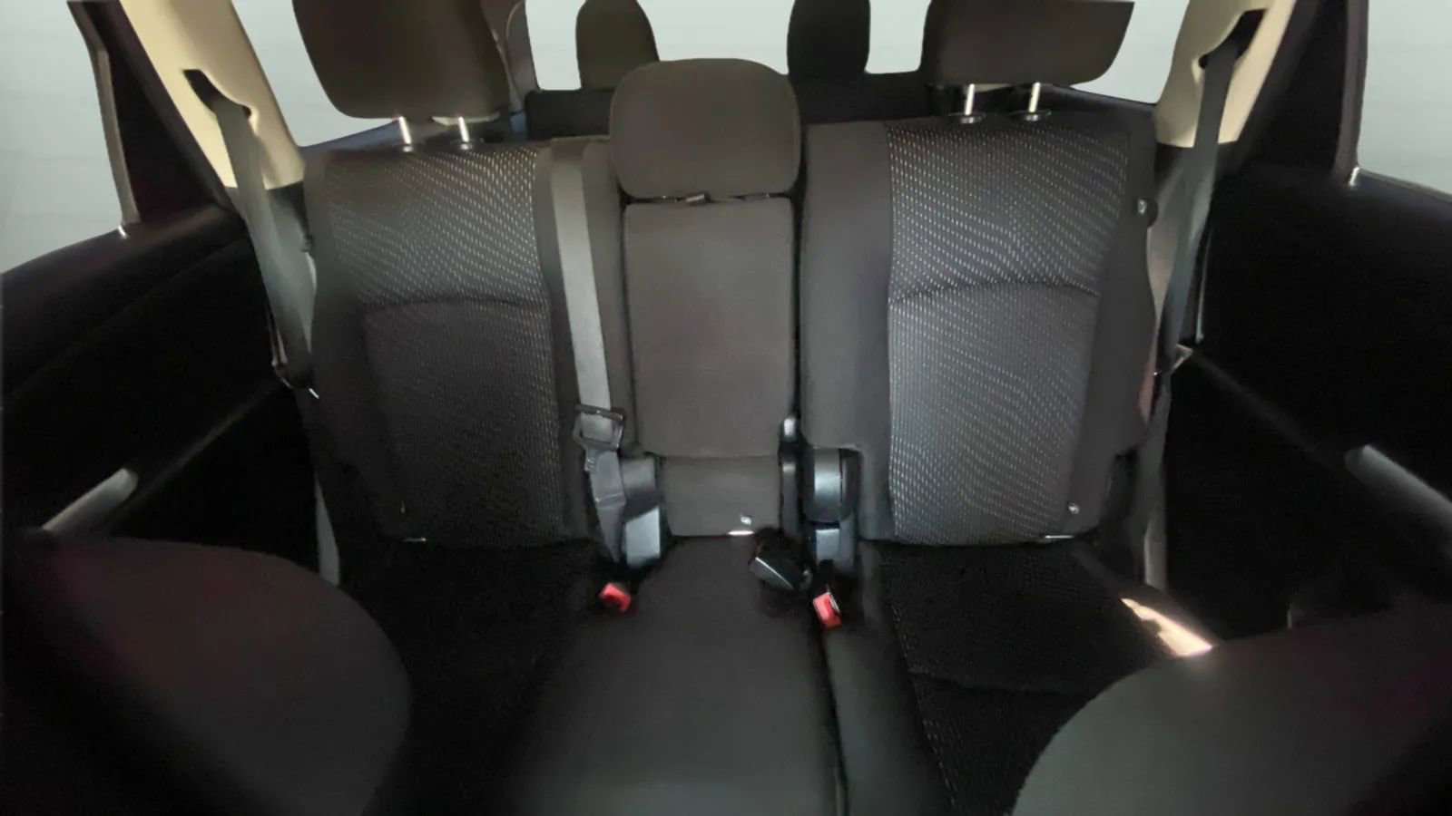 Used 2017 Dodge Journey SE w/ Flexible Seating Group FWD image 24