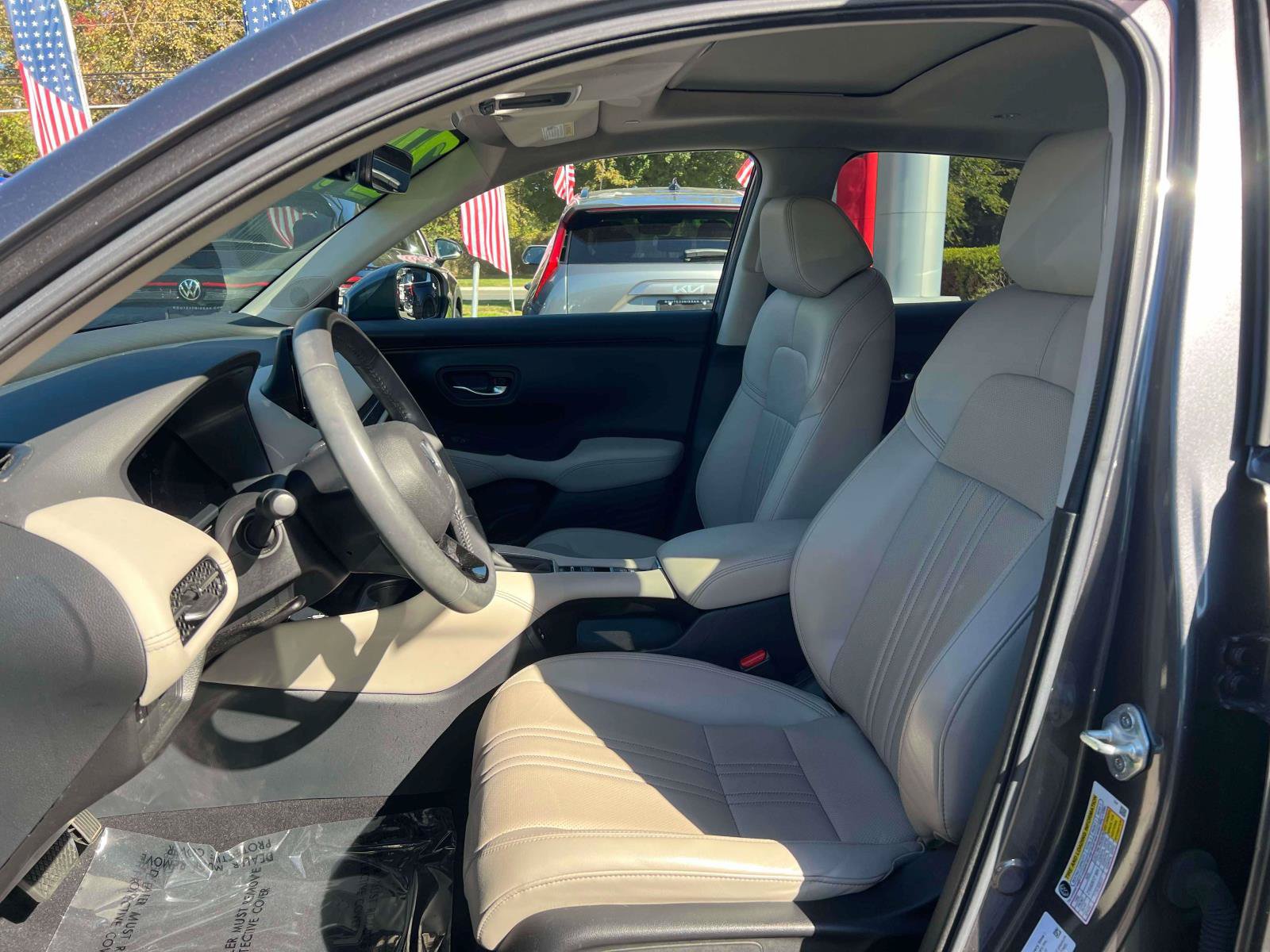 Used 2024 Honda HR-V EX-L image 28