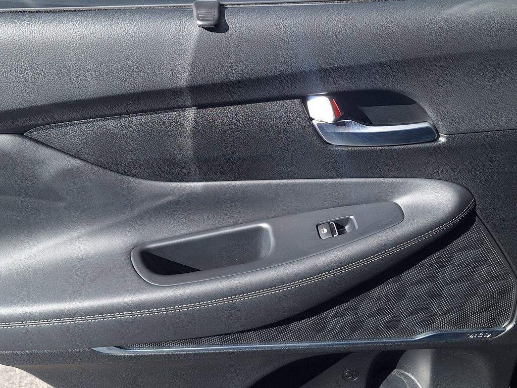 Used 2019 Hyundai Santa Fe Limited image 12