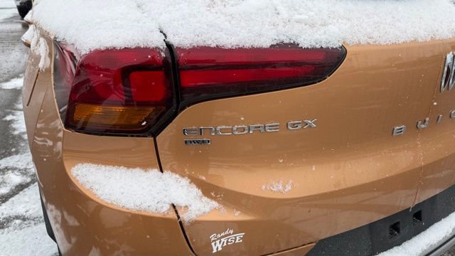 Used 2024 Buick Encore GX Preferred image 12