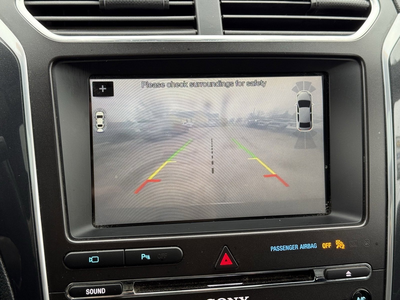 Used 2017 Ford Explorer Limited image 28