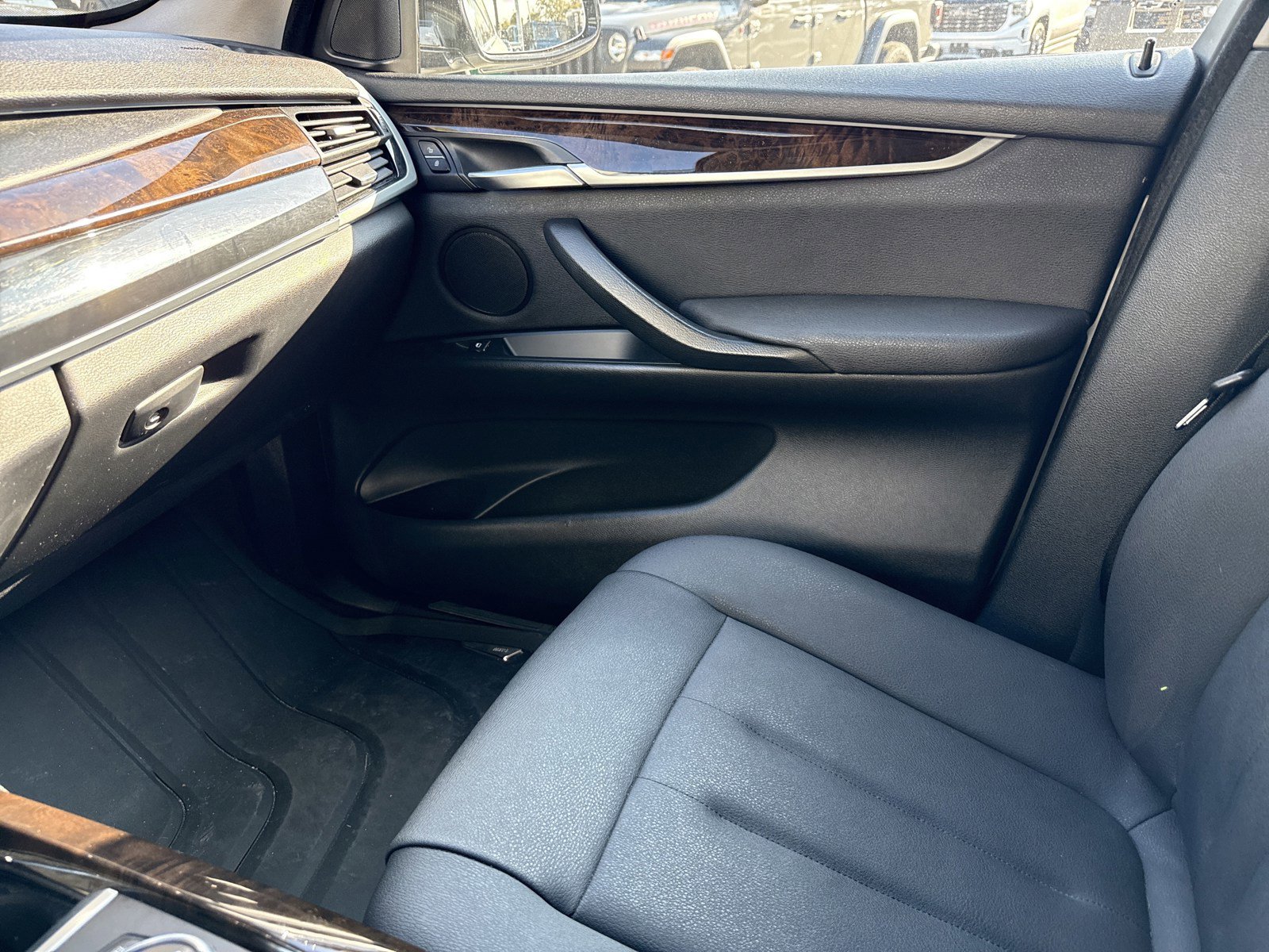 Used 2014 BMW X5 xDrive35d image 25