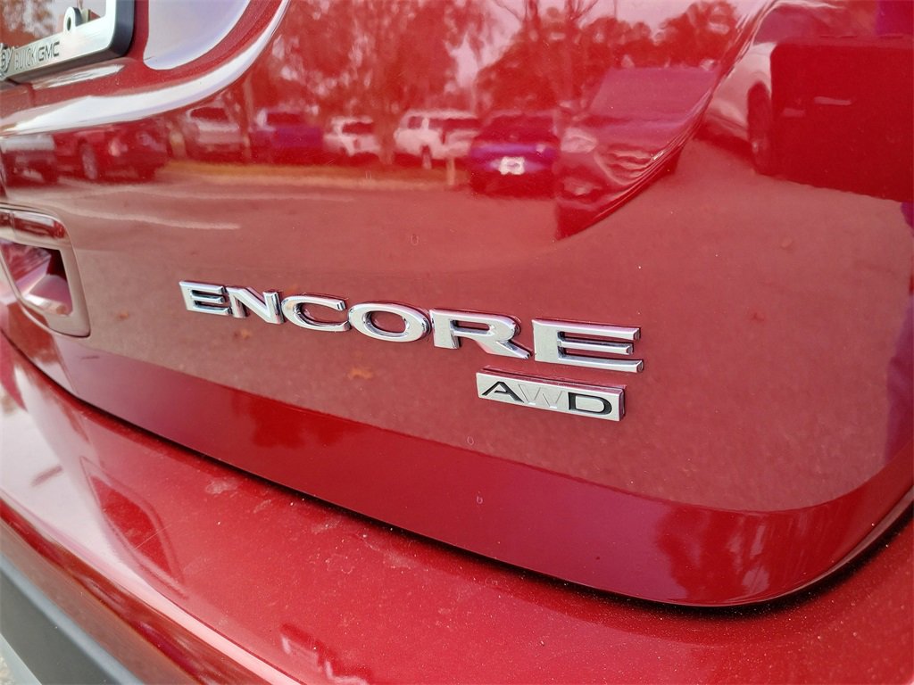 Certified 2022 Buick Encore Preferred w/ Safety Package image 7
