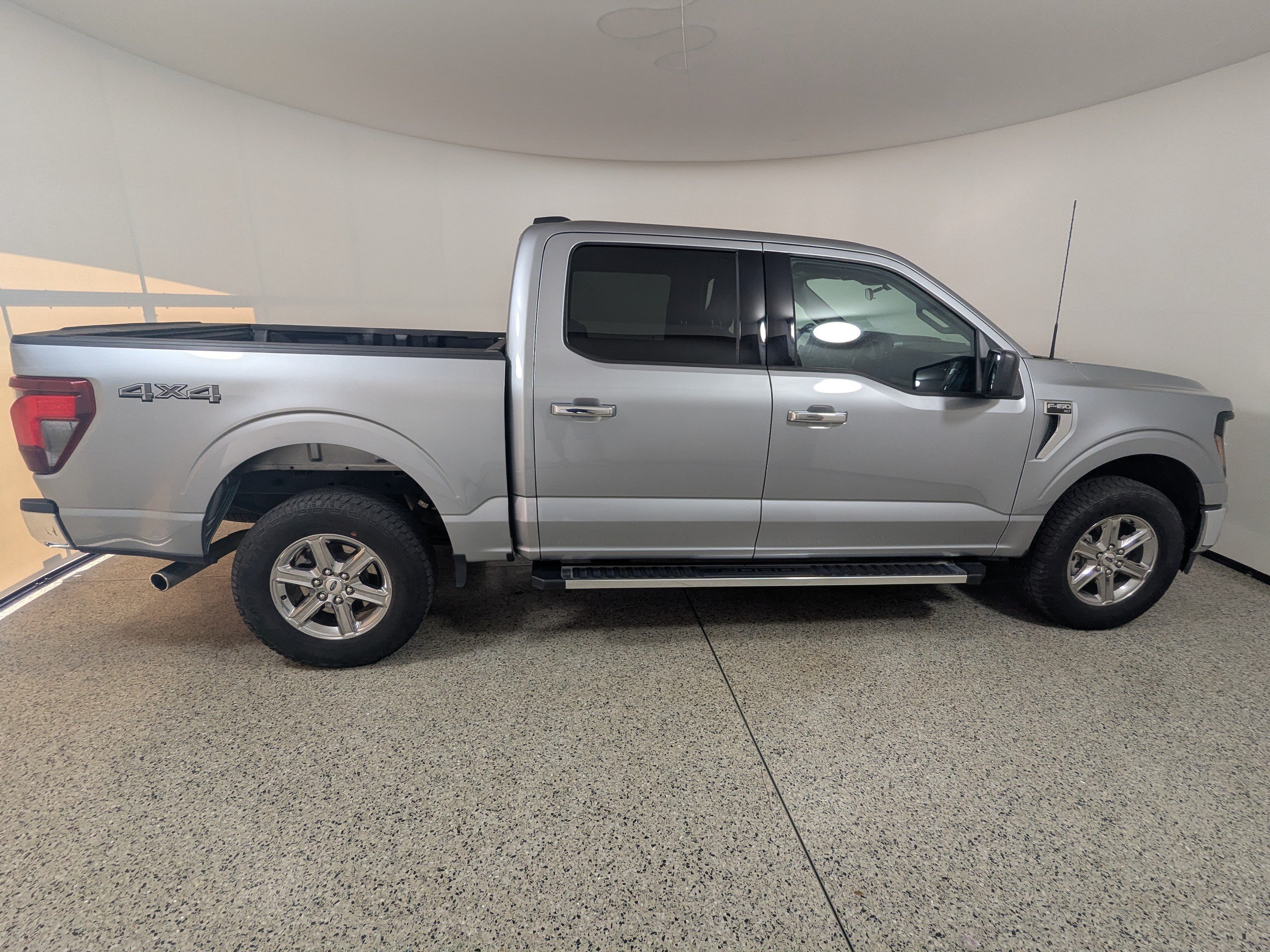 Used 2025 Ford F150 XLT w/ Equipment Group 301A Standard AWD/4WD image 5