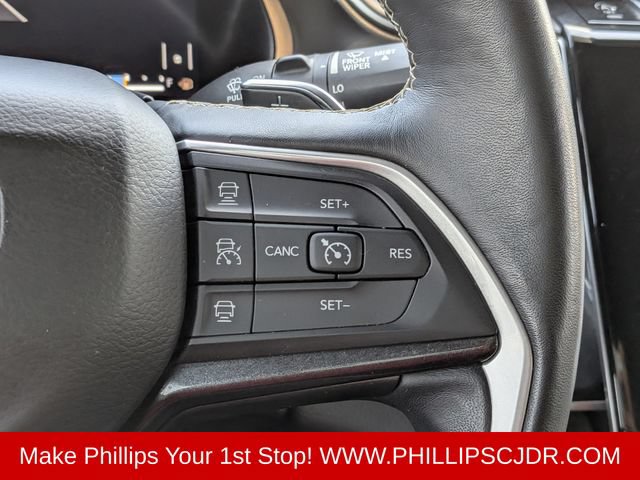 Certified 2021 Jeep Grand Cherokee L Laredo AWD/4WD image 24