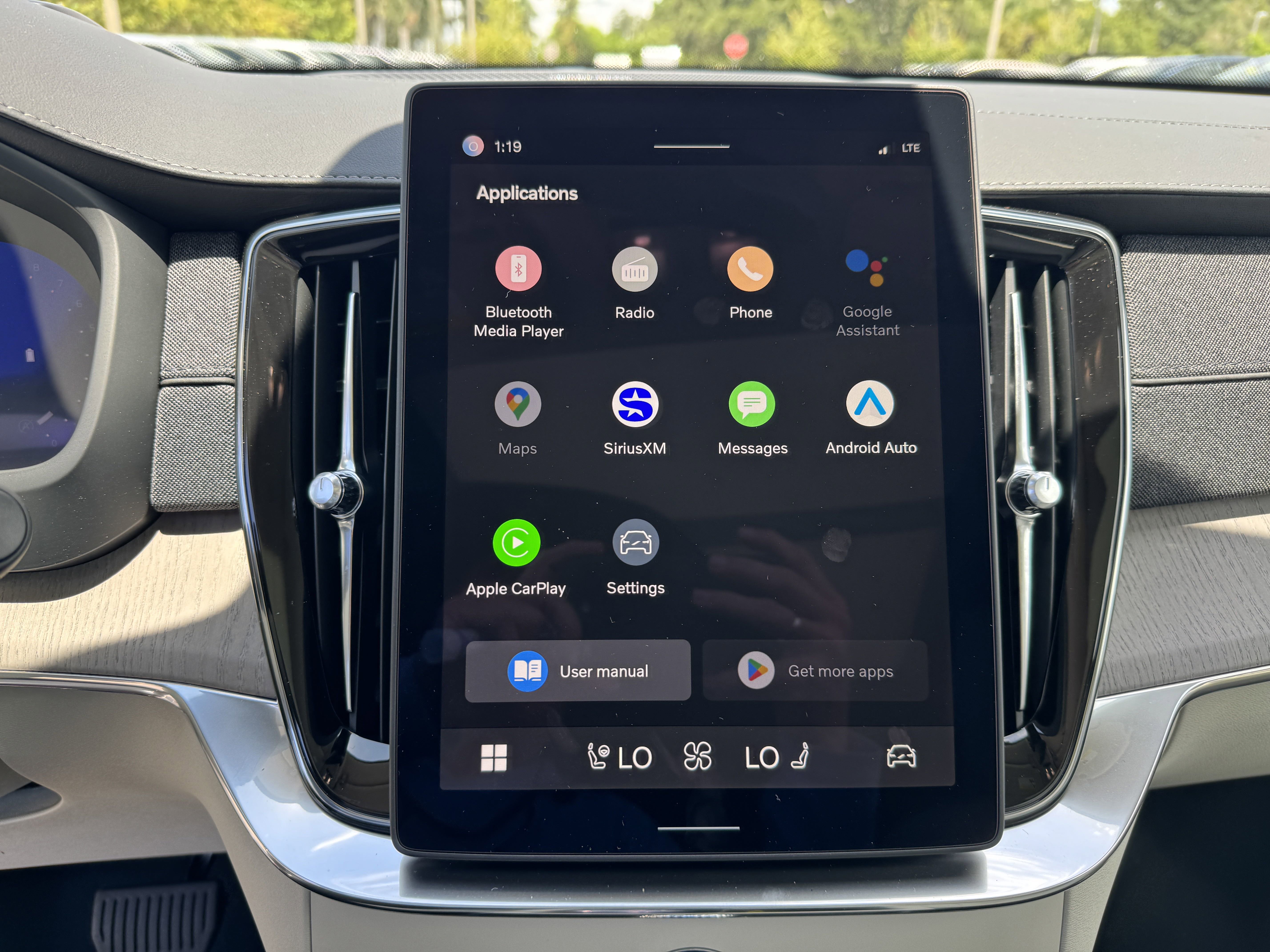 New 2026 Volvo XC90 B5 Ultra image 22