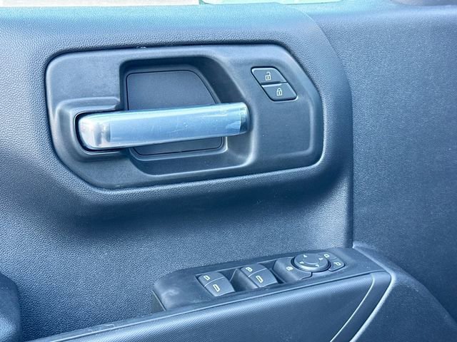 New 2026 Chevrolet Silverado 1500 Custom Trail Boss w/ LPO, Dark Essentials Package image 15