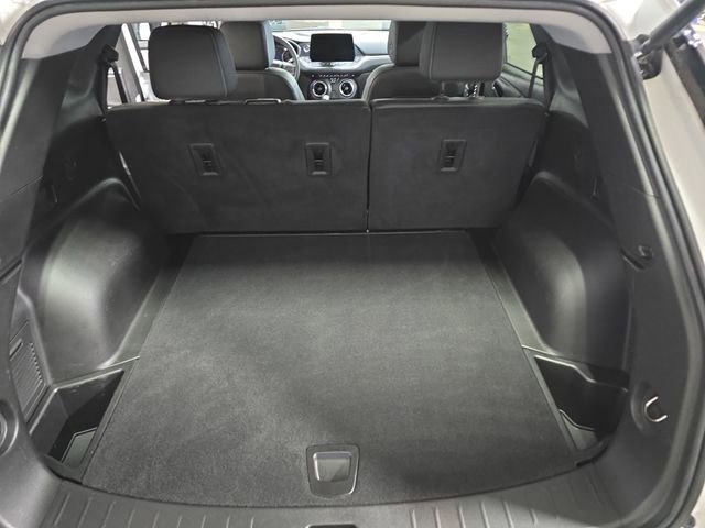 Used 2023 Chevrolet Blazer LT w/ Midnight/Sport Edition image 14