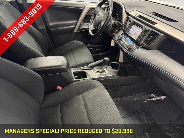 Used 2018 Toyota RAV4 XLE AWD/4WD image 4