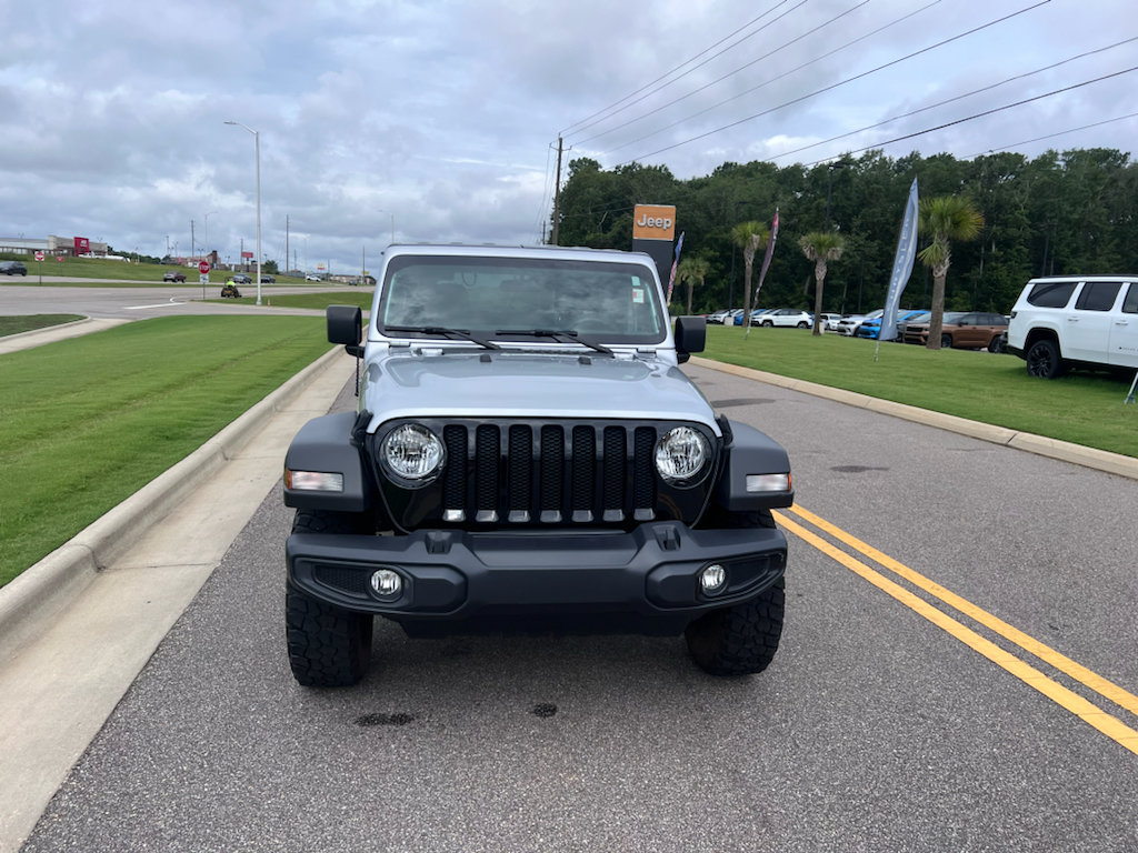 Used 2022 Jeep Wrangler Sport AWD/4WD image 11