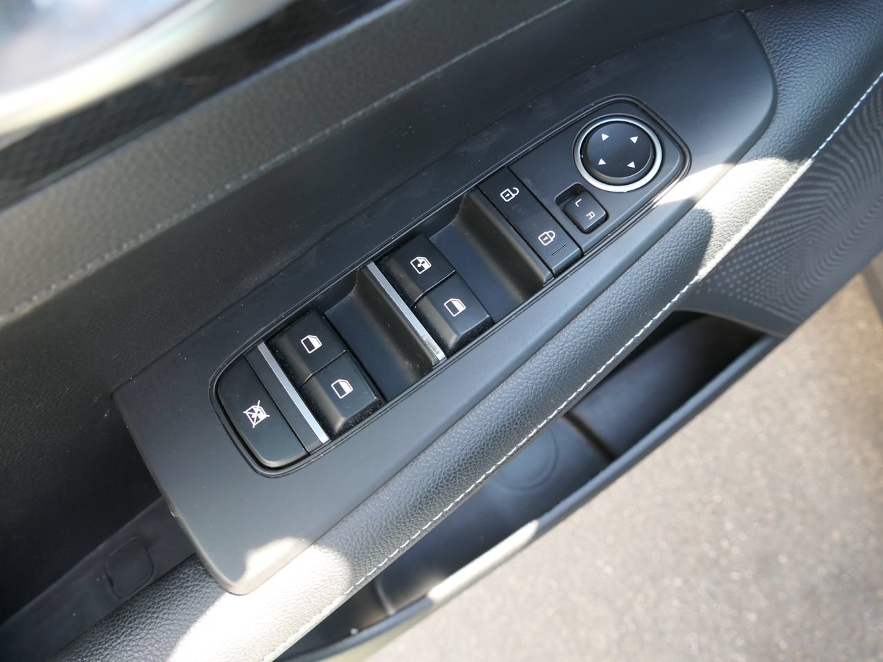 Used 2023 Kia Forte GT-Line w/ GT-Line Premium Package FWD image 14