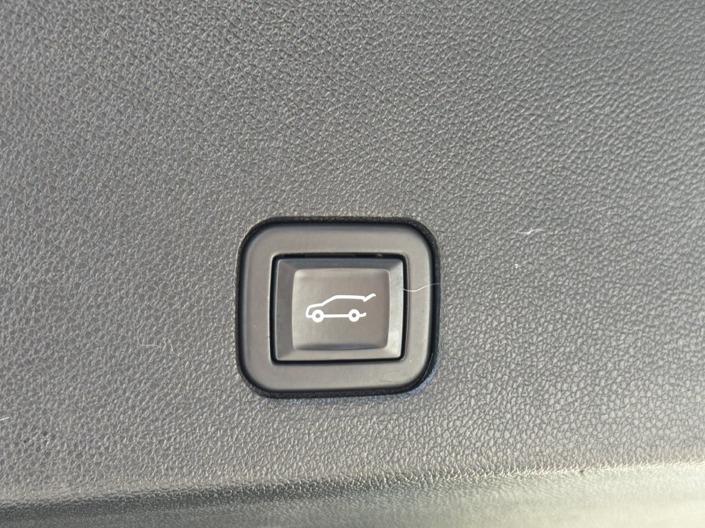Certified 2021 Cadillac XT6 Sport AWD/4WD image 14