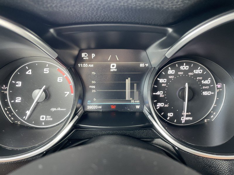 Used 2022 Alfa Romeo Stelvio Ti AWD/4WD image 19