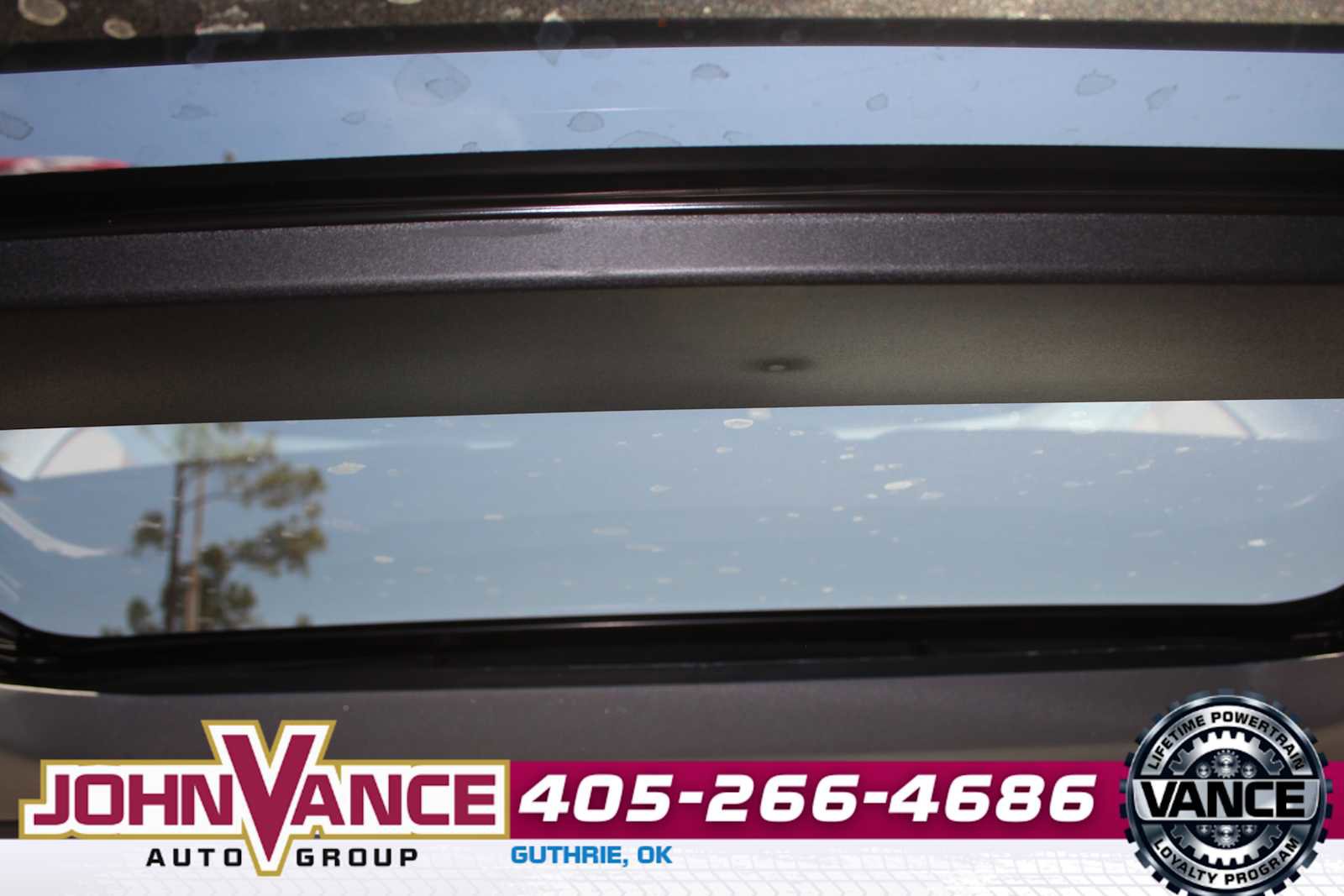 Used 2023 Ford Explorer Limited w/ Limited Technology Package image 28