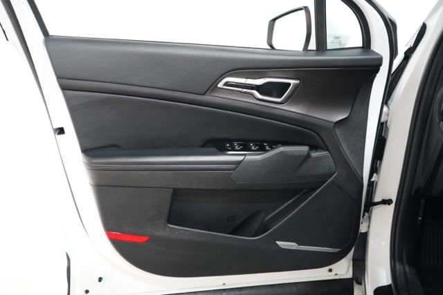 Used 2023 Kia Sportage EX image 18