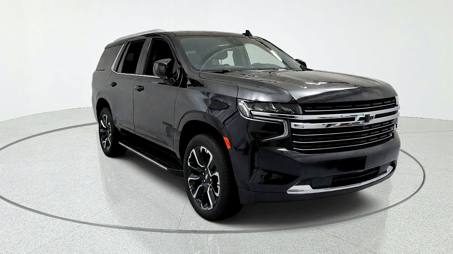 Certified 2023 Chevrolet Tahoe LT w/ LT Signature Plus Package AWD/4WD image 7