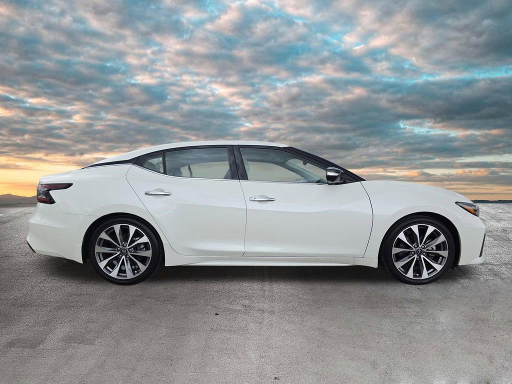 Used 2023 Nissan Maxima Platinum w/ Sport Mat Group FWD image 9
