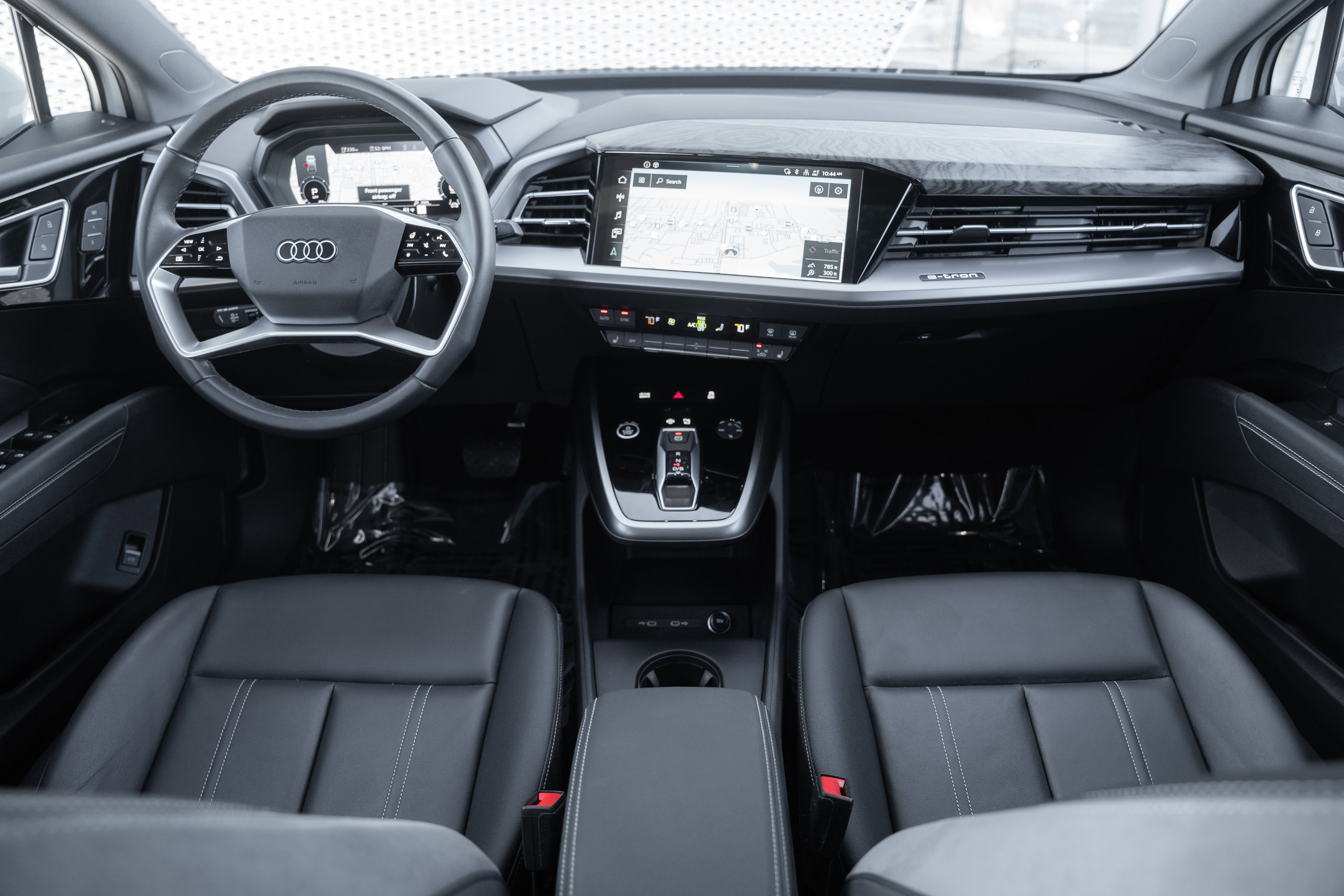 Certified 2024 Audi Q4 e-tron Premium Plus w/ Premium Plus image 8