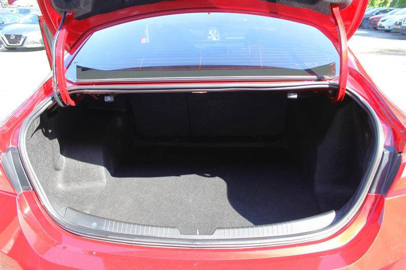 Used 2023 Chevrolet Malibu RS FWD image 24